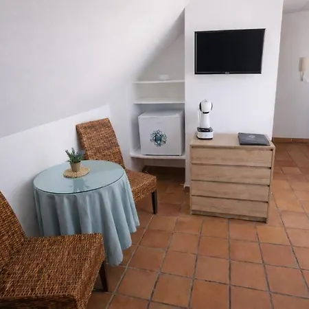 Apartment Plaza *