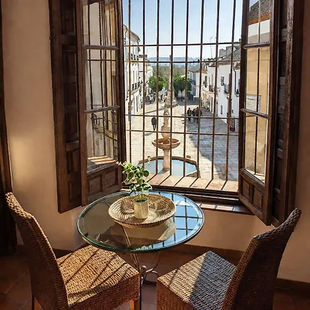 Plaza Apartment