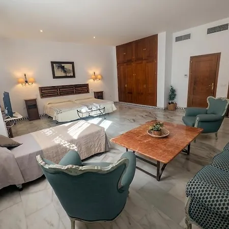 Apartment Plaza