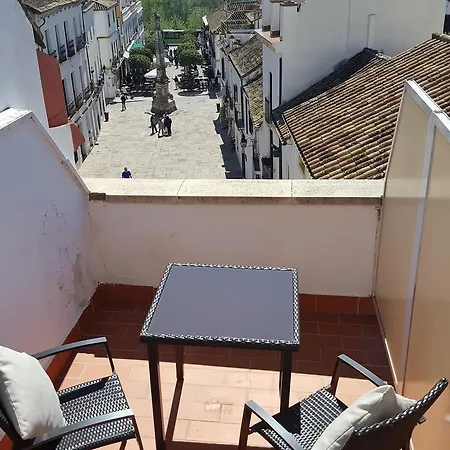 Apartament Plaza *